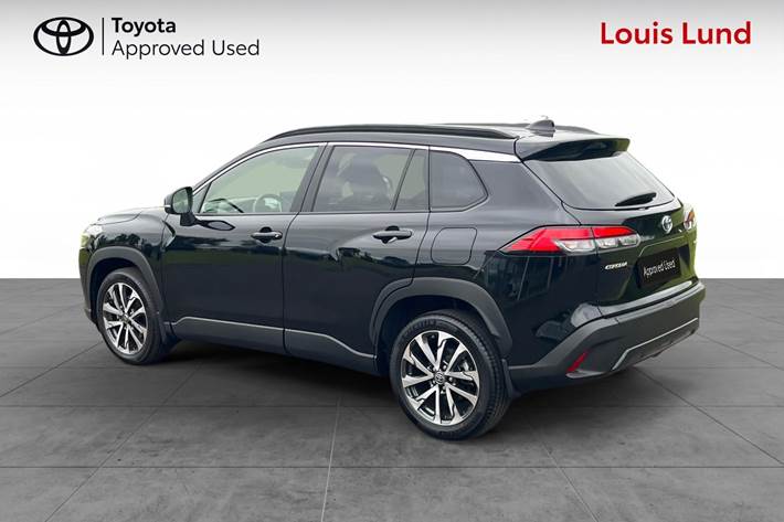 Sort Toyota Corolla Cross fra 2024