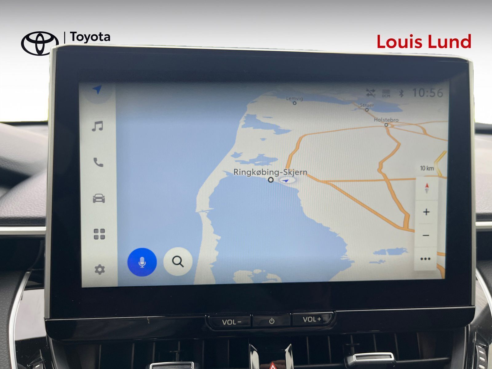 Sort Toyota Corolla Cross fra 2024