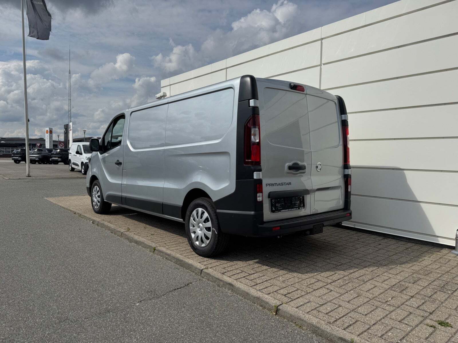 Nissan Primastar 2,0 dCi 150 L2H1 N-Connecta Van