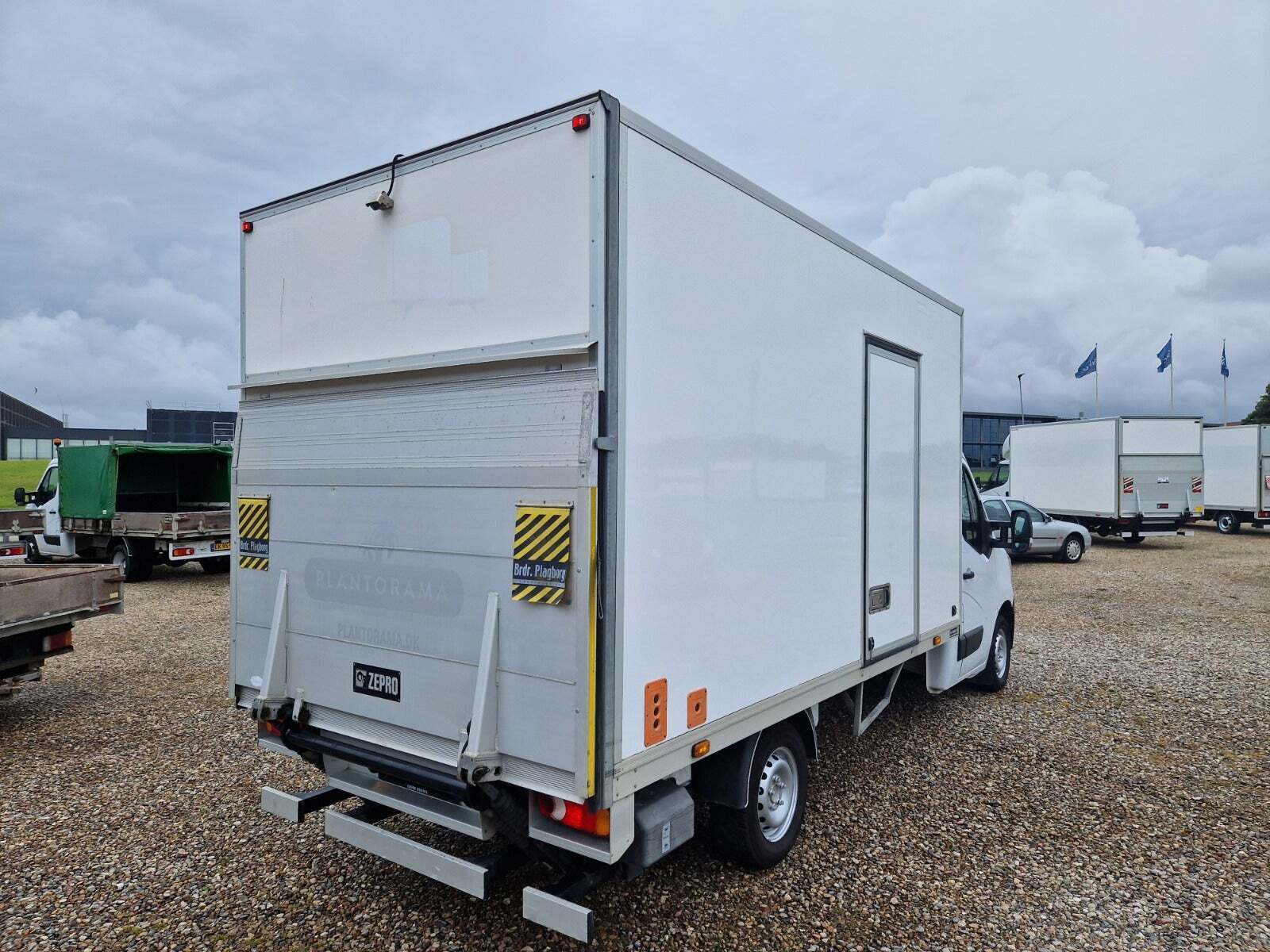 Renault Master IV T35 2,3 dCi 150 Alukasse m/lift/køl