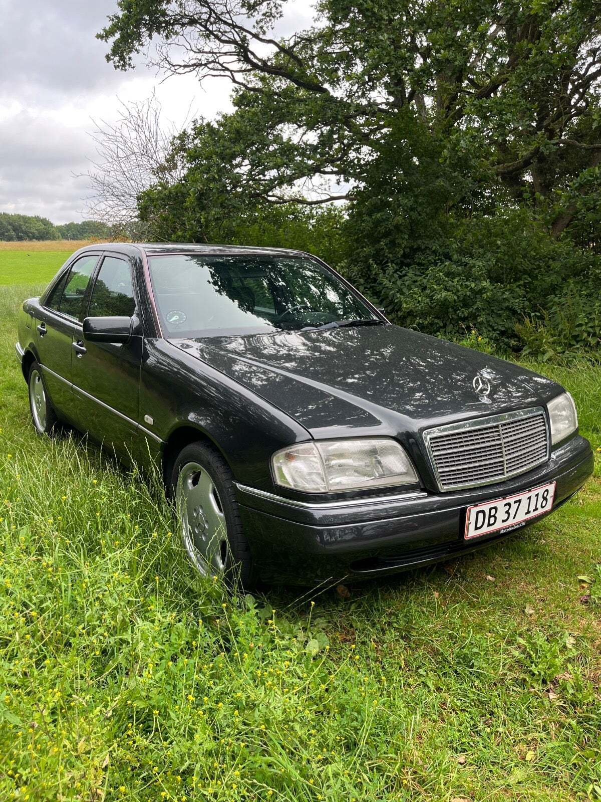 Mercedes C180