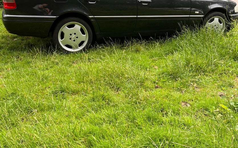 Mercedes C180