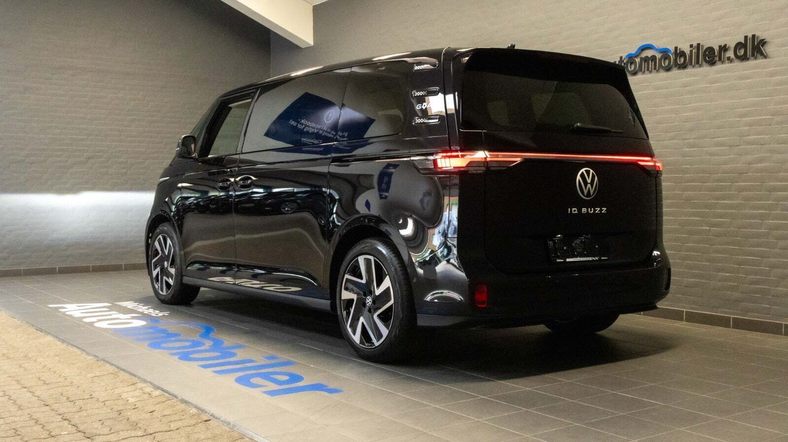 Sort VW ID.Buzz fra 2025