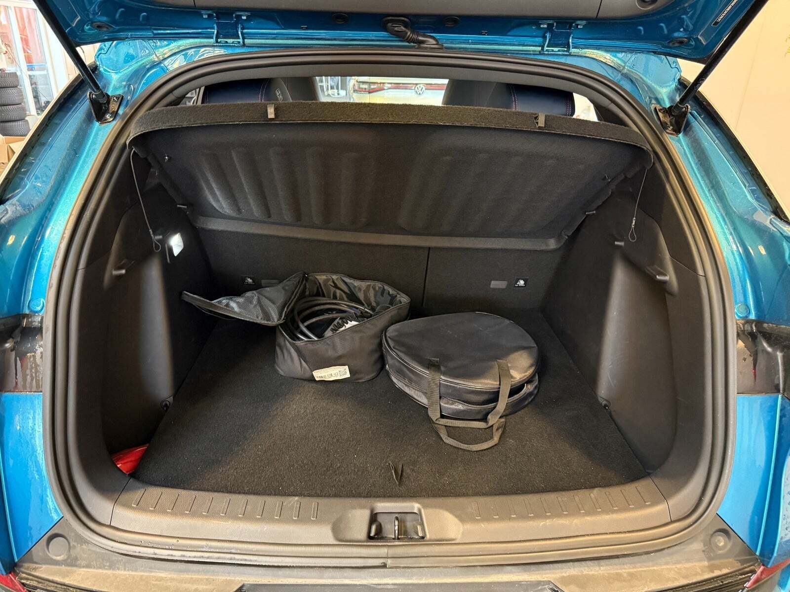 Blå BYD Atto 3 fra 2023