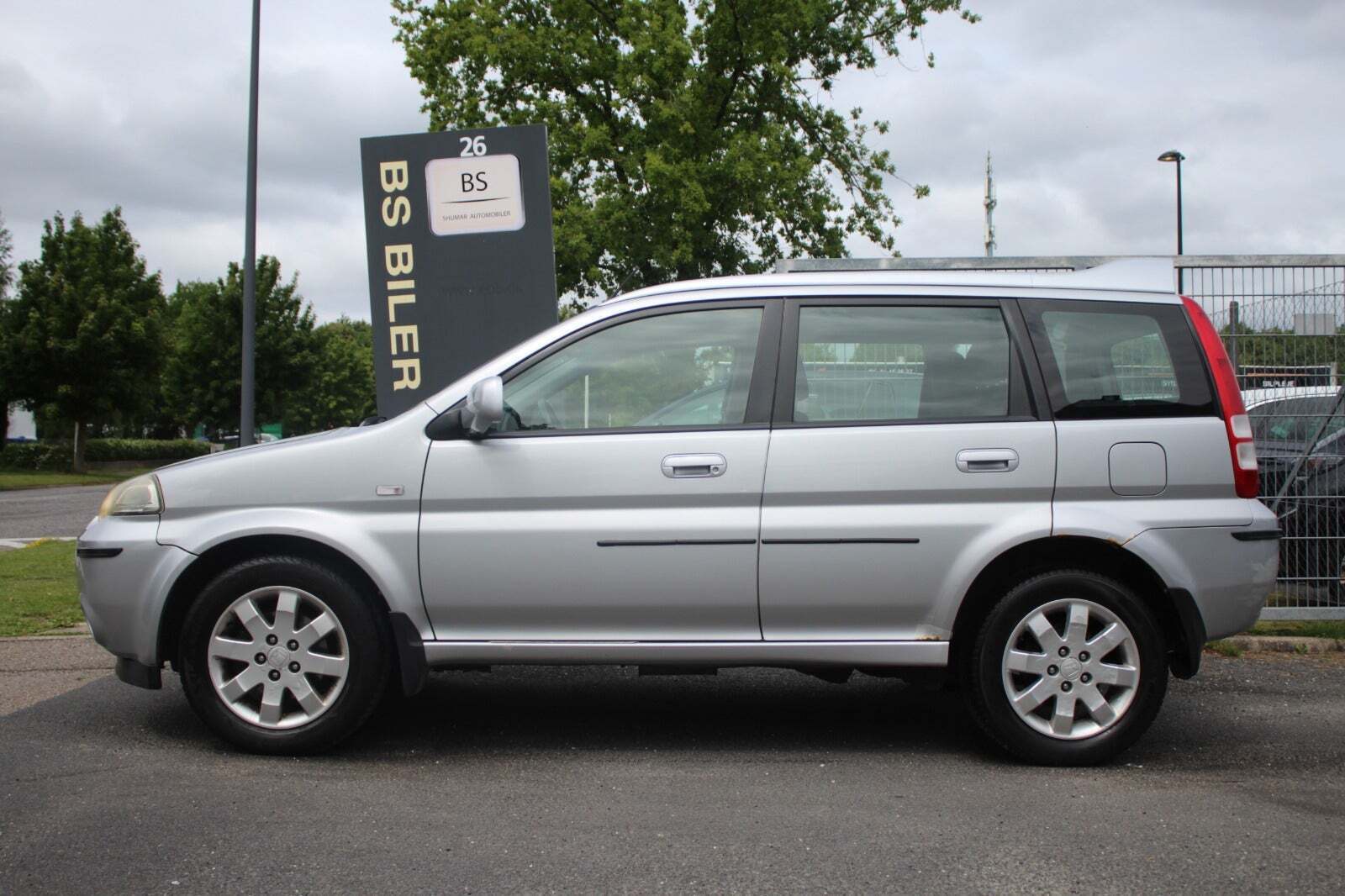 Sølv Honda HR-V fra 2004