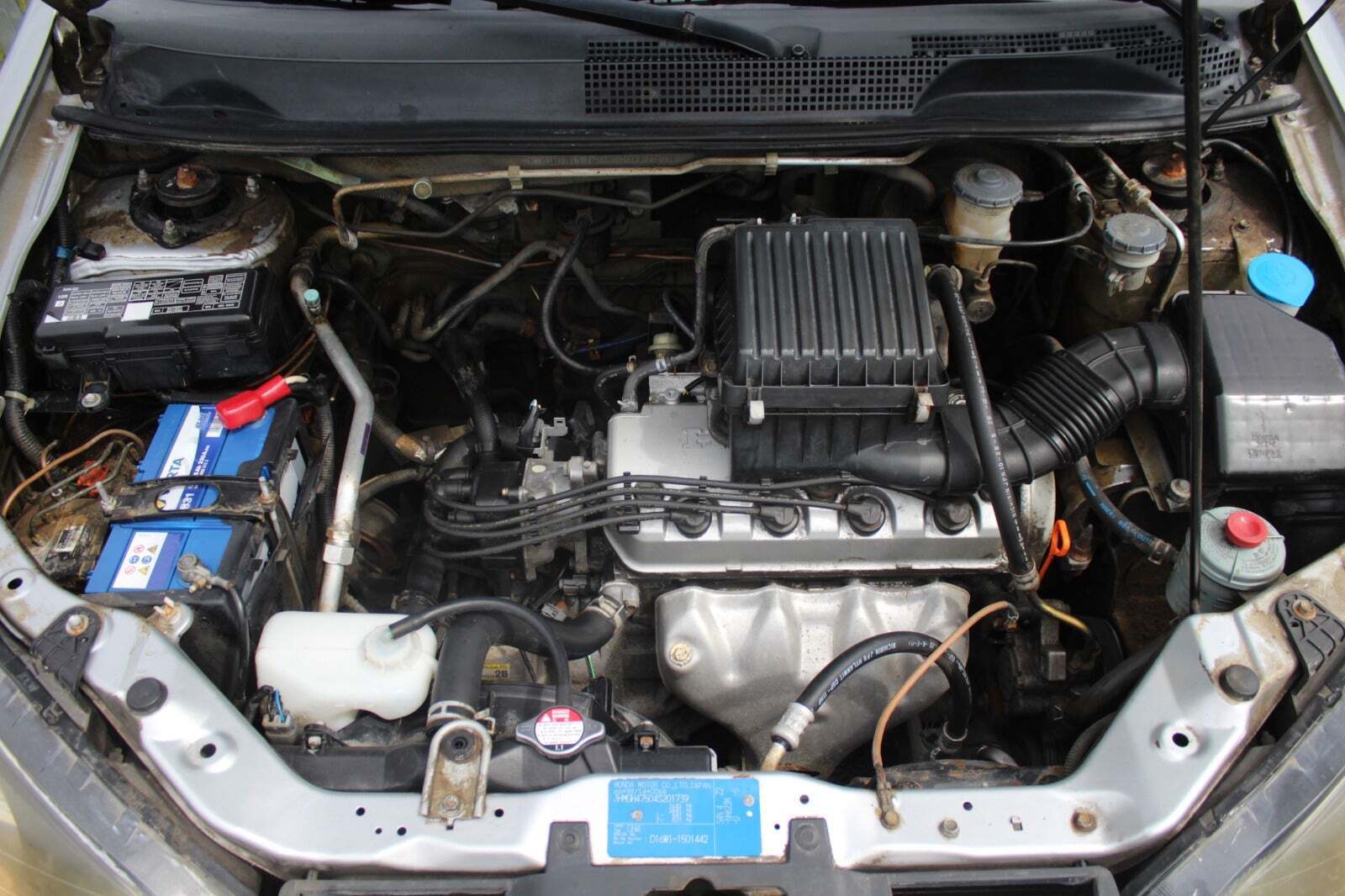 Sølv Honda HR-V fra 2004