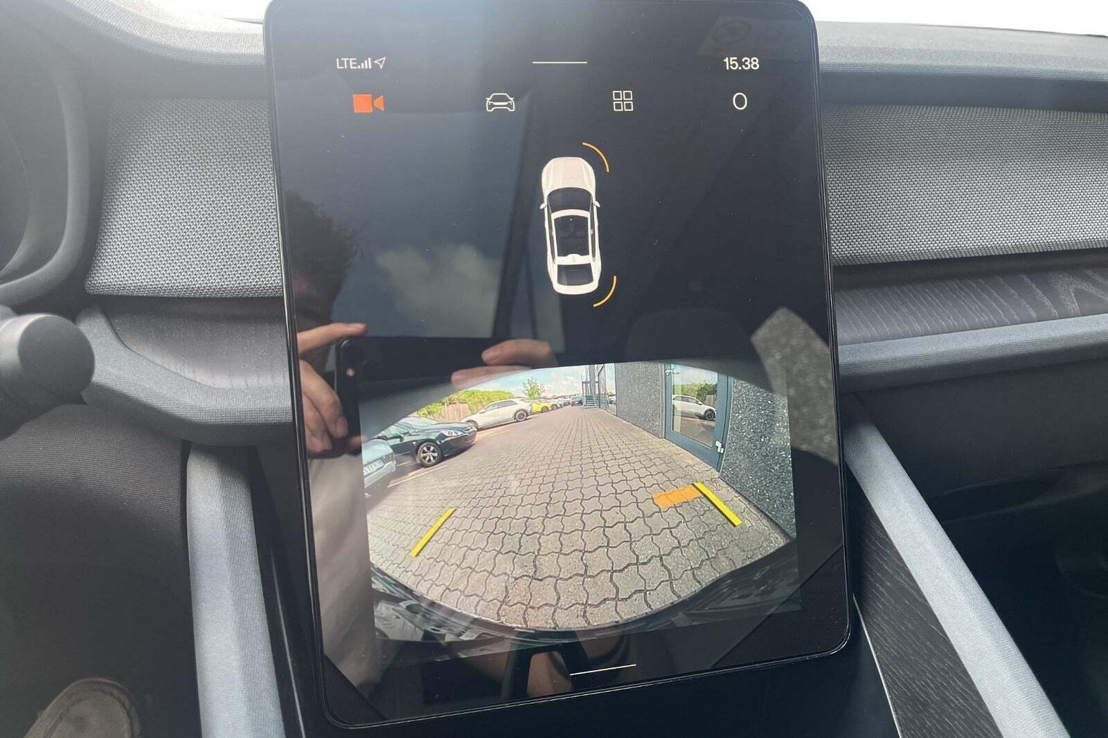 Hvid Polestar 2 fra 2022