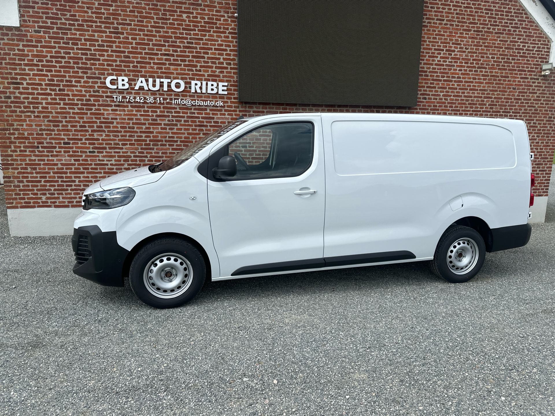 Peugeot Expert 2,0 L3 BlueHDi Premium 144HK Van 6g