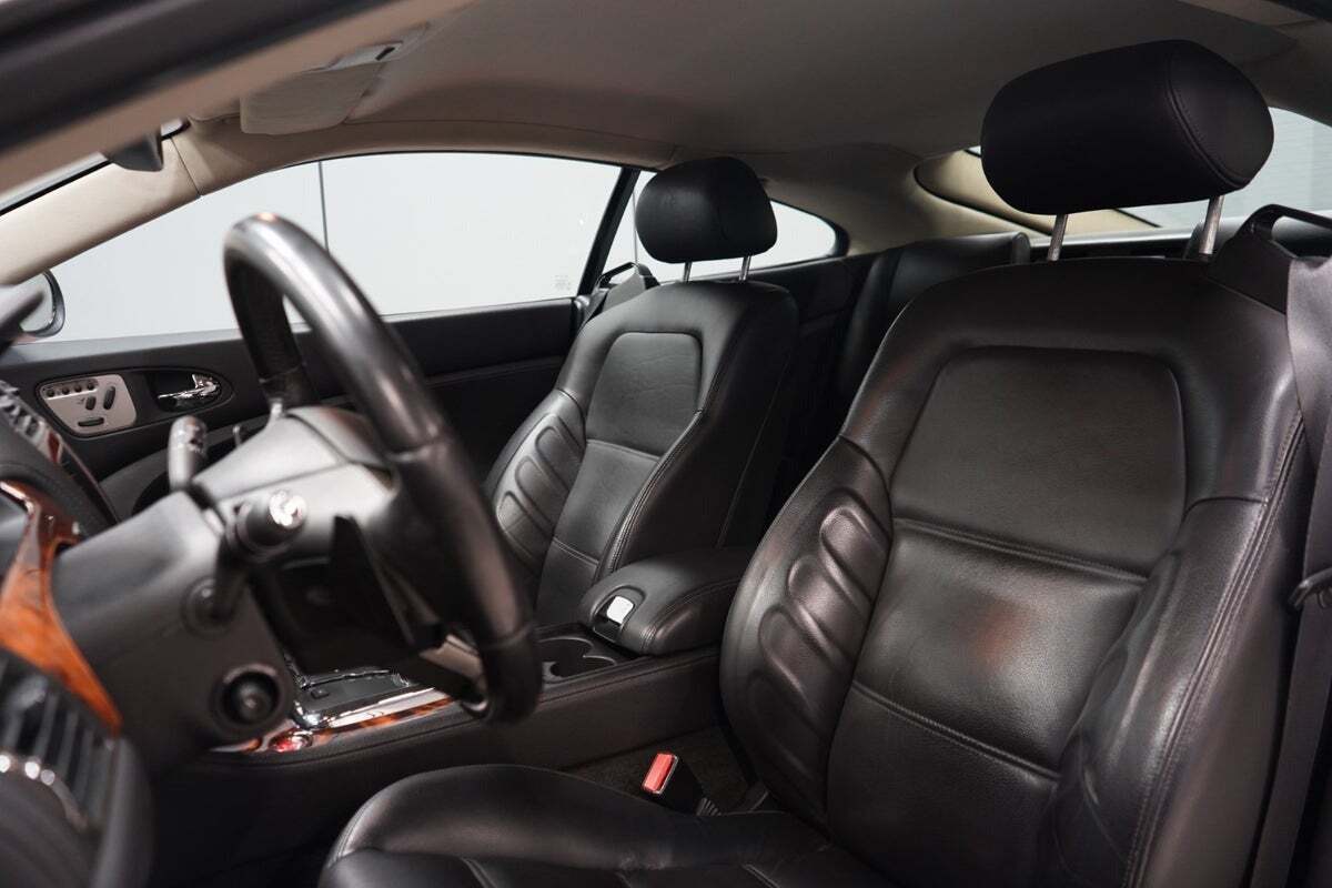 Jaguar XKR 4,2 V8 Coupé aut.