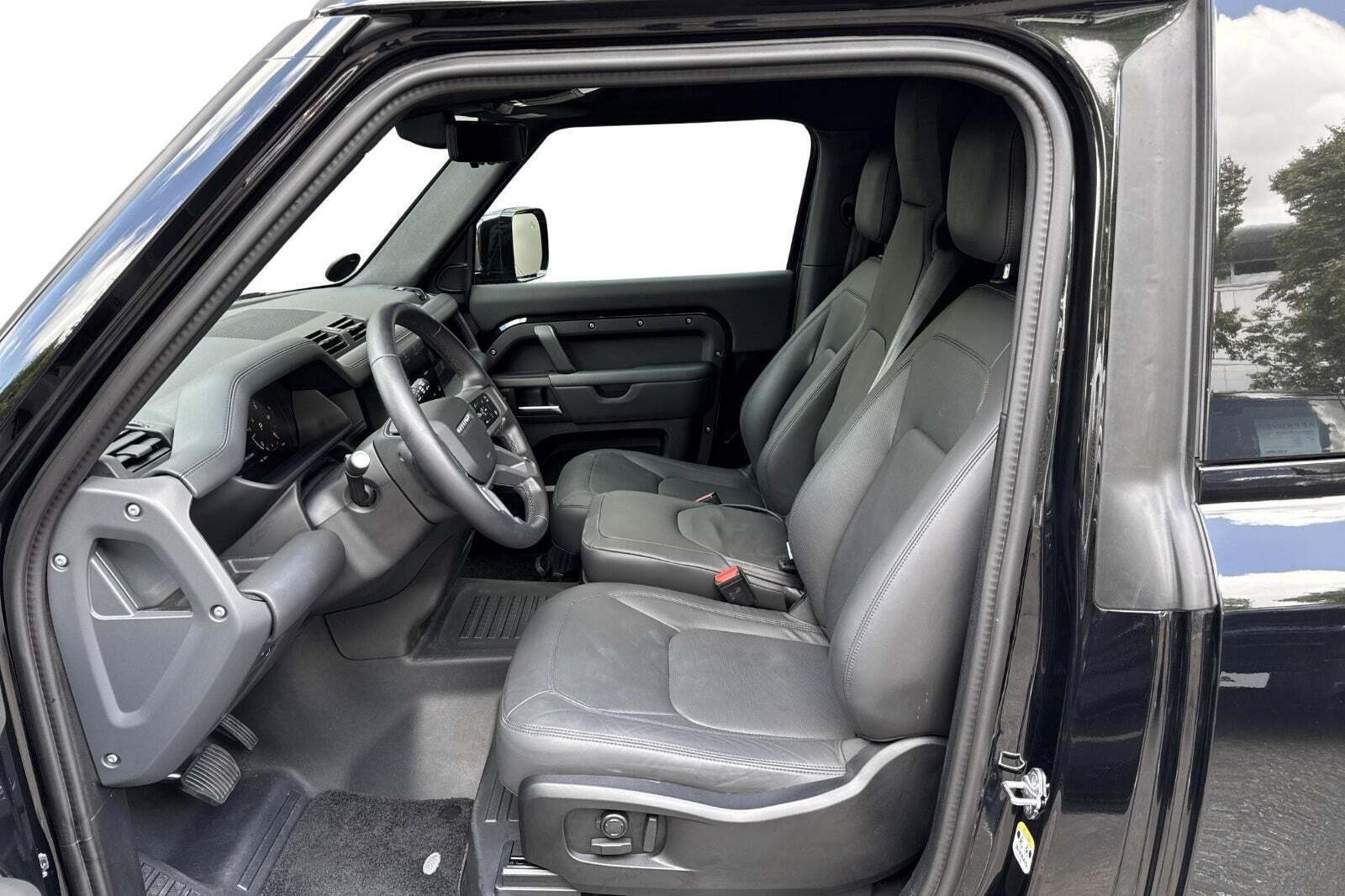 Land Rover Defender 90 3,0 D250 Hard Top X-Dynamic SE aut. Van