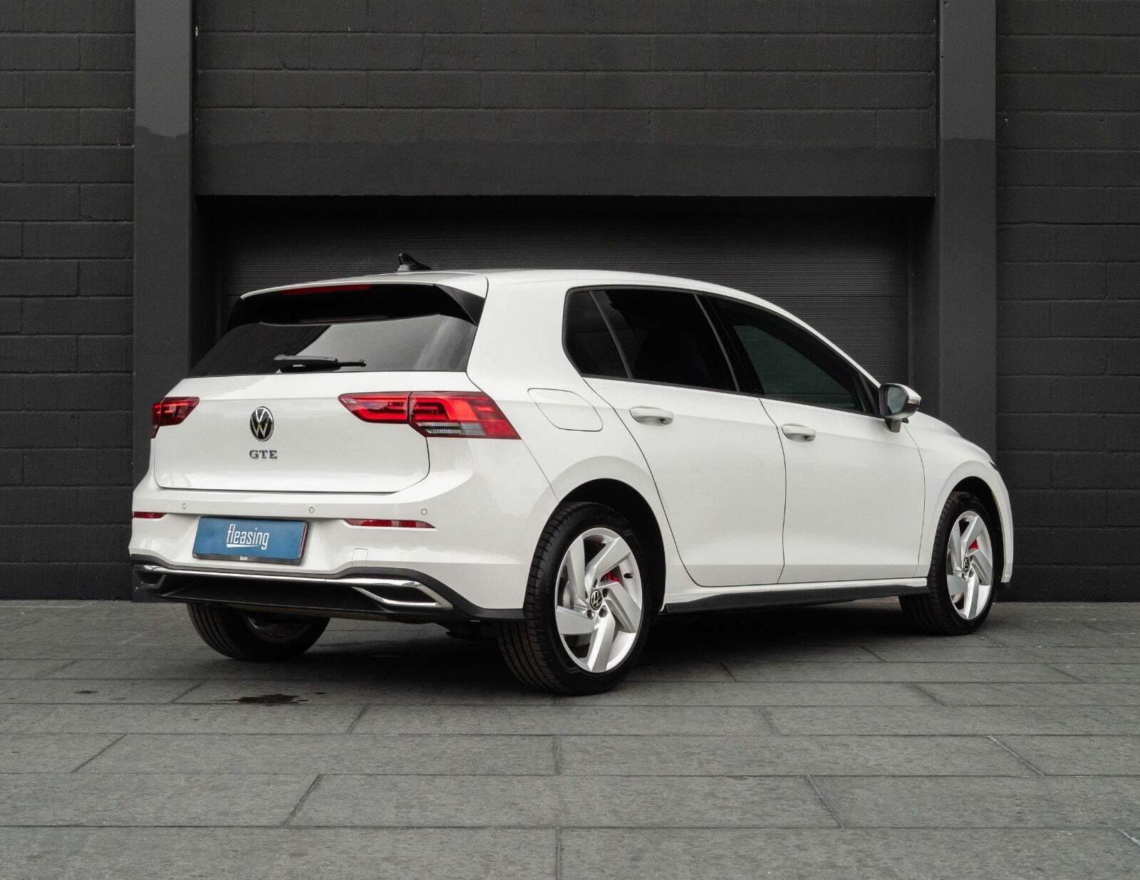 Hvid VW Golf VIII fra 2022