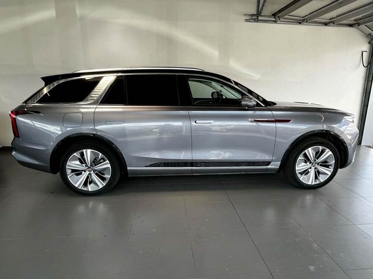 Hongqi E-HS9 99 Premium