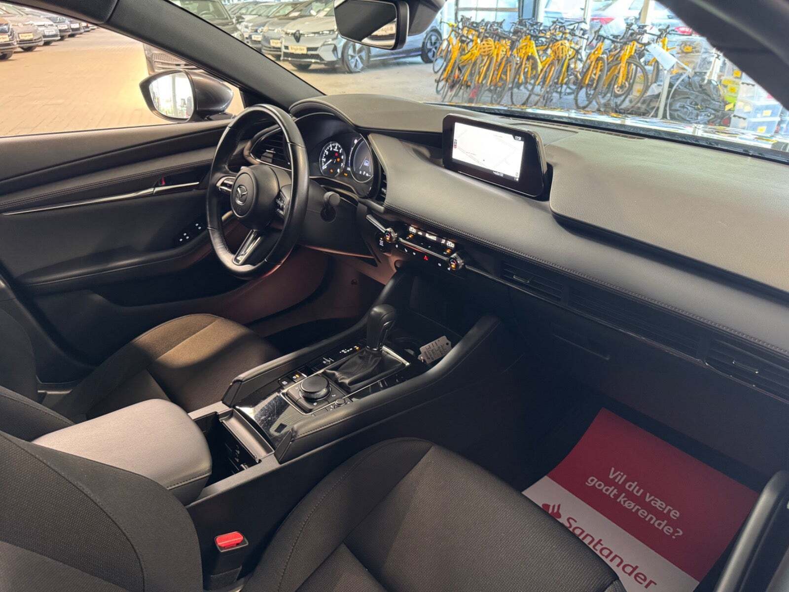 Sort Mazda 3 fra 2022