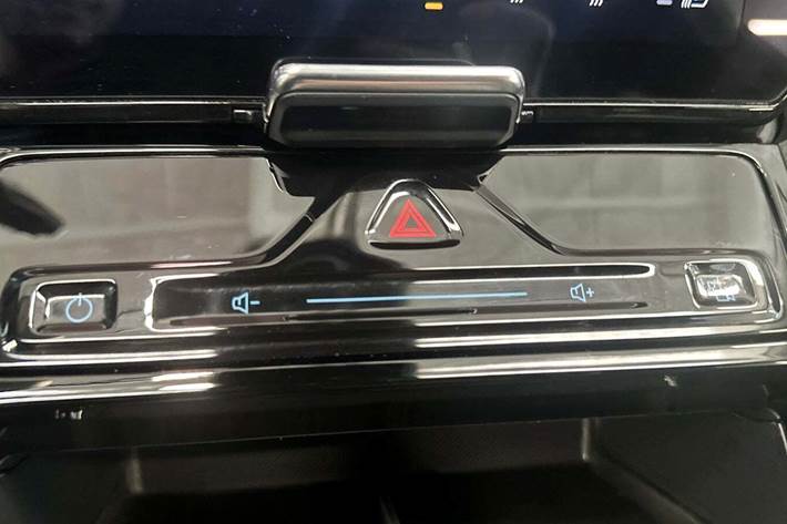 Rød Ford Explorer fra 2025