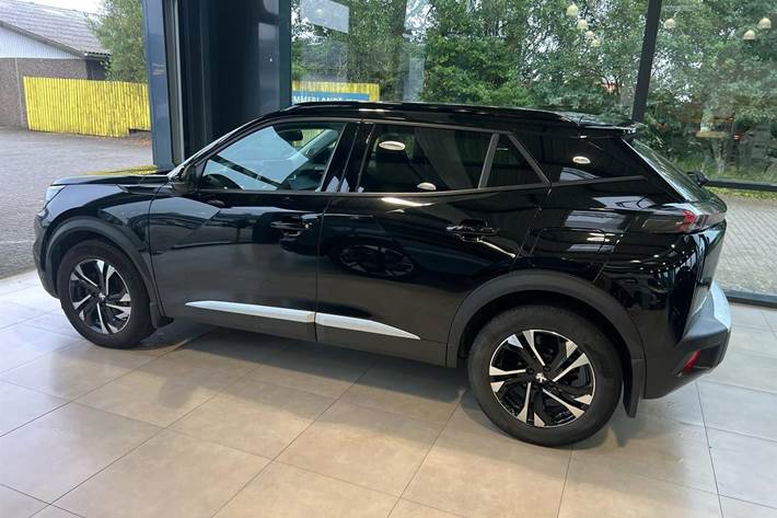 undefined Peugeot 2008 fra 2021