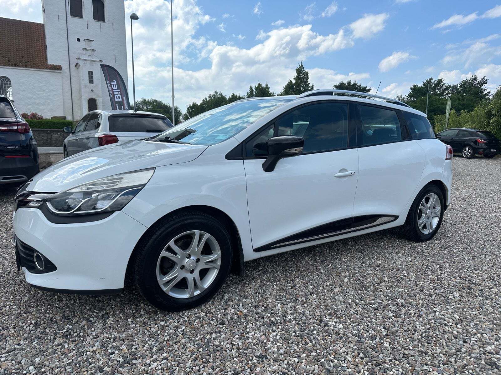 Hvid Renault Clio IV fra 2013