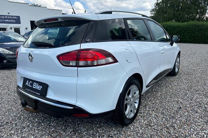 Hvid Renault Clio IV fra 2013