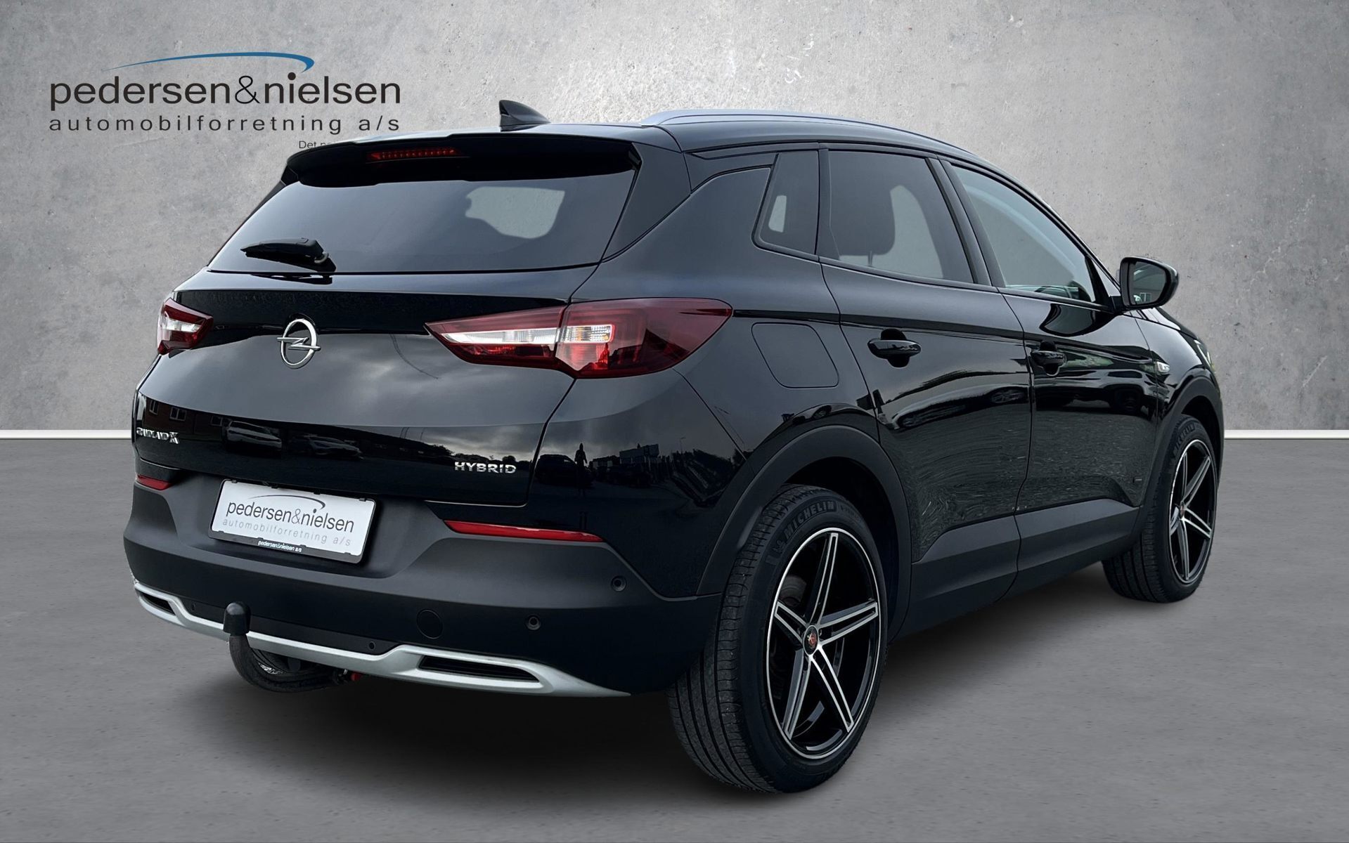 Sort Opel Grandland X fra 2021