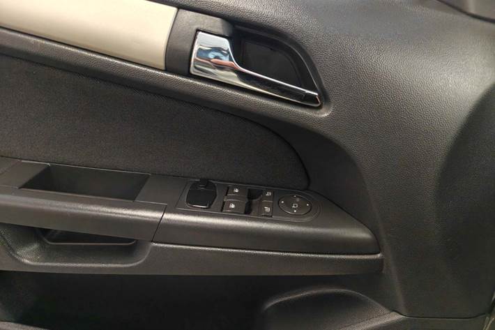 Gul Opel Astra fra 2008