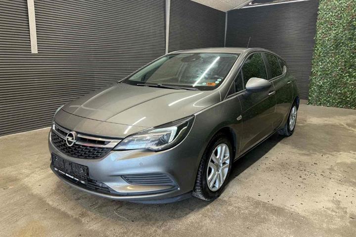undefined Opel Astra fra 2017