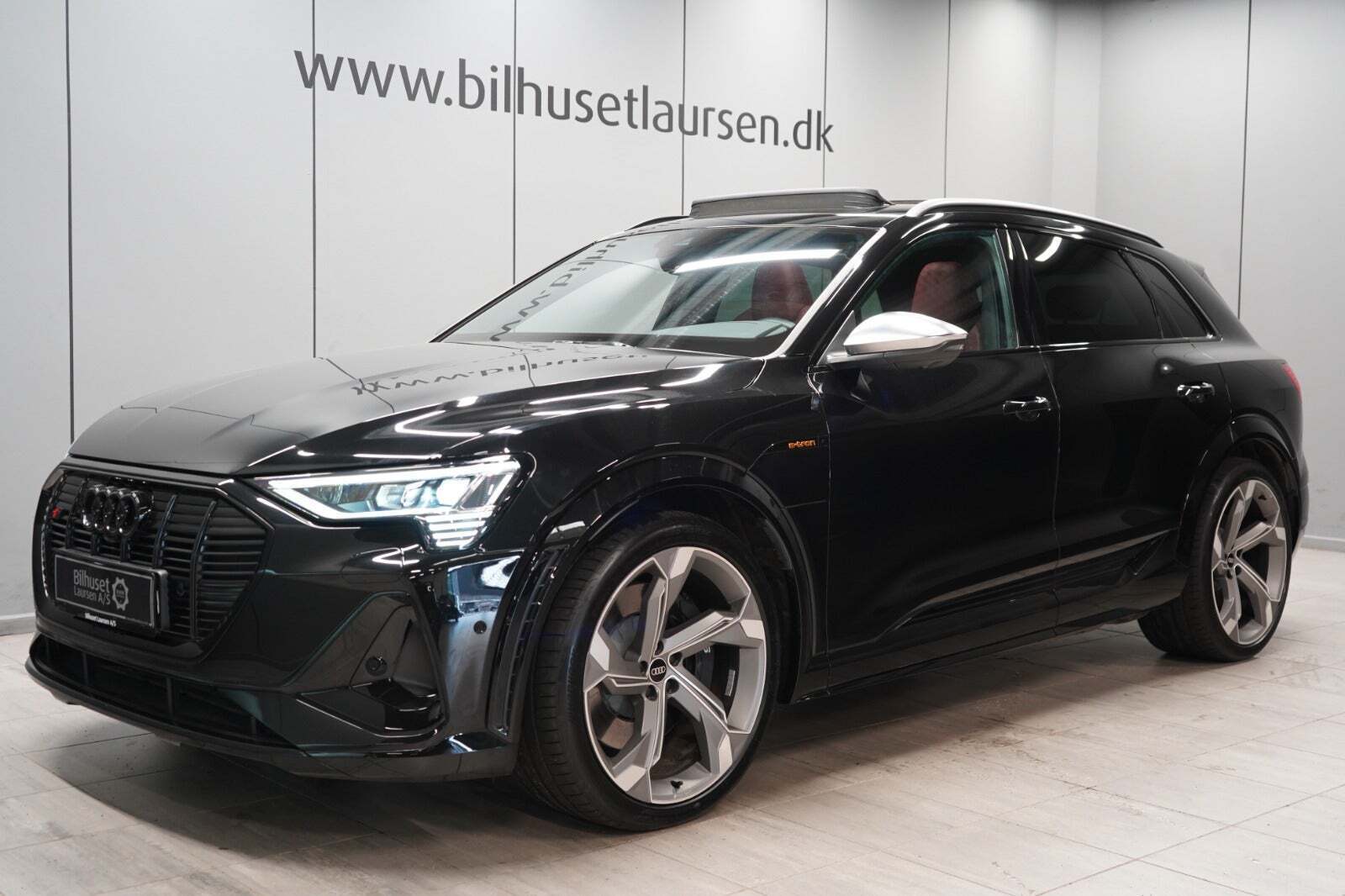 Audi e-tron S quattro
