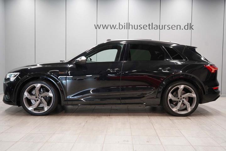 Sort Audi e-tron S fra 2023