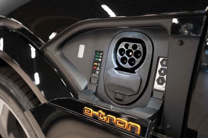 Sort Audi e-tron S fra 2023