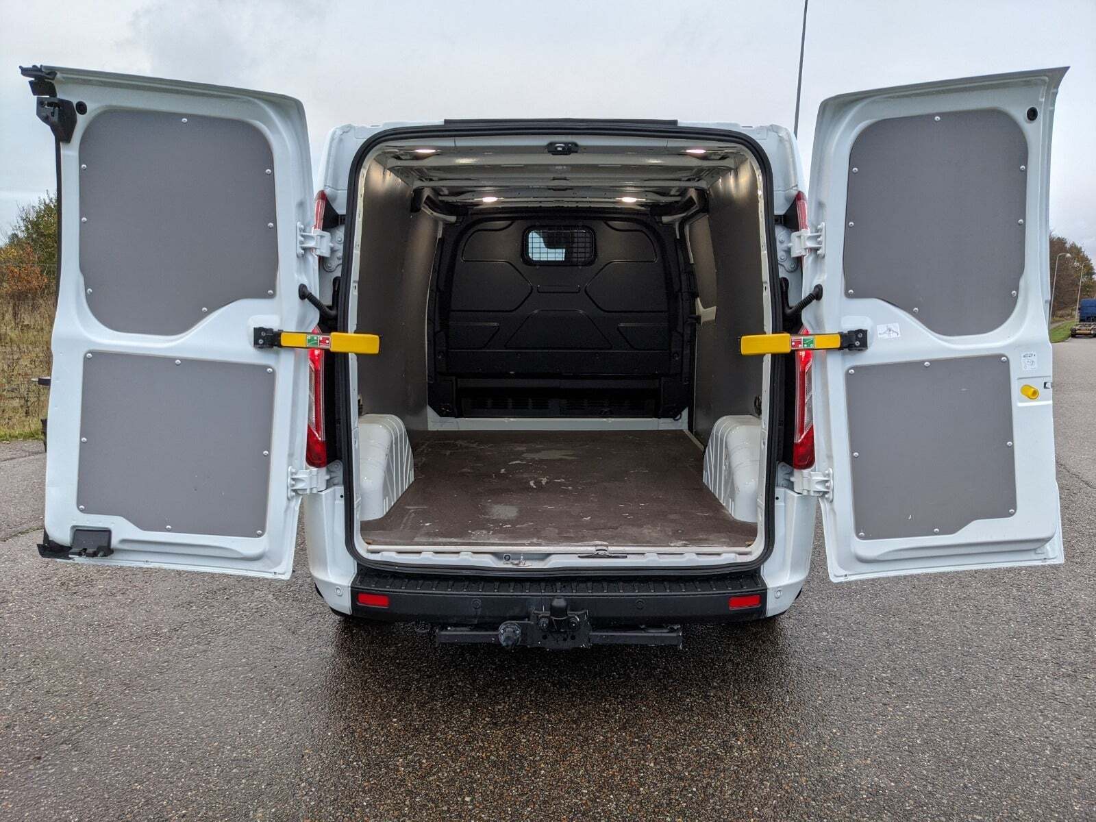 Ford Transit Custom 300L 2,0 TDCi 130 Trend