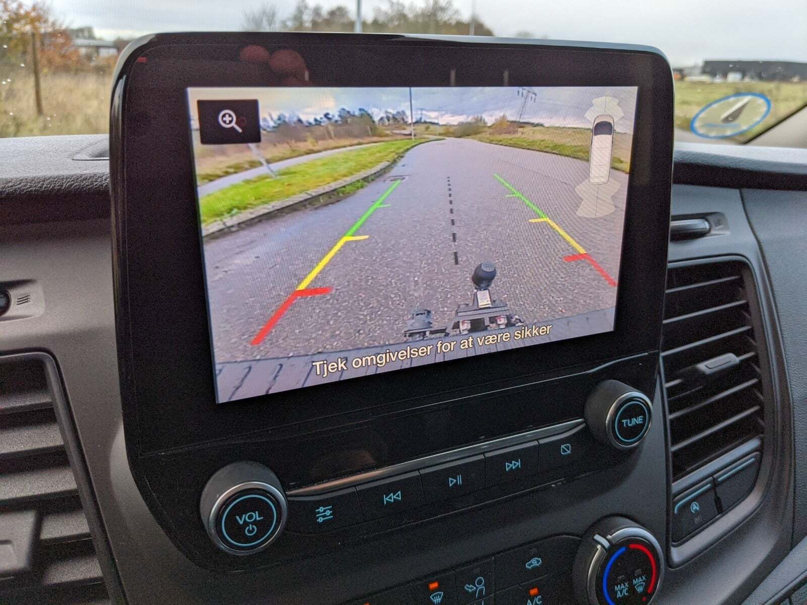 Hvid Ford Transit Custom 300L fra 2022