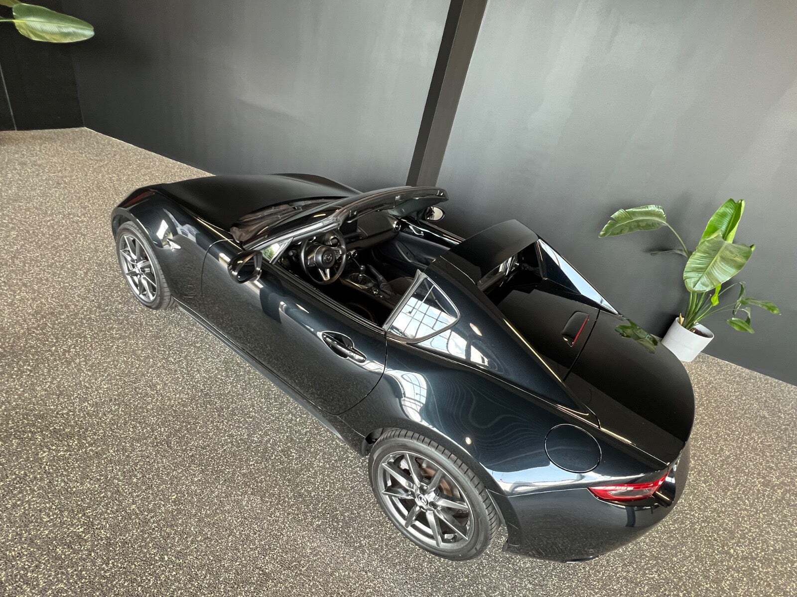 Mazda MX-5 2,0 SkyActiv-G 160 RF Sport