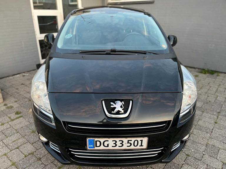 Peugeot 5008 1,6 HDi 112 Premium ESG