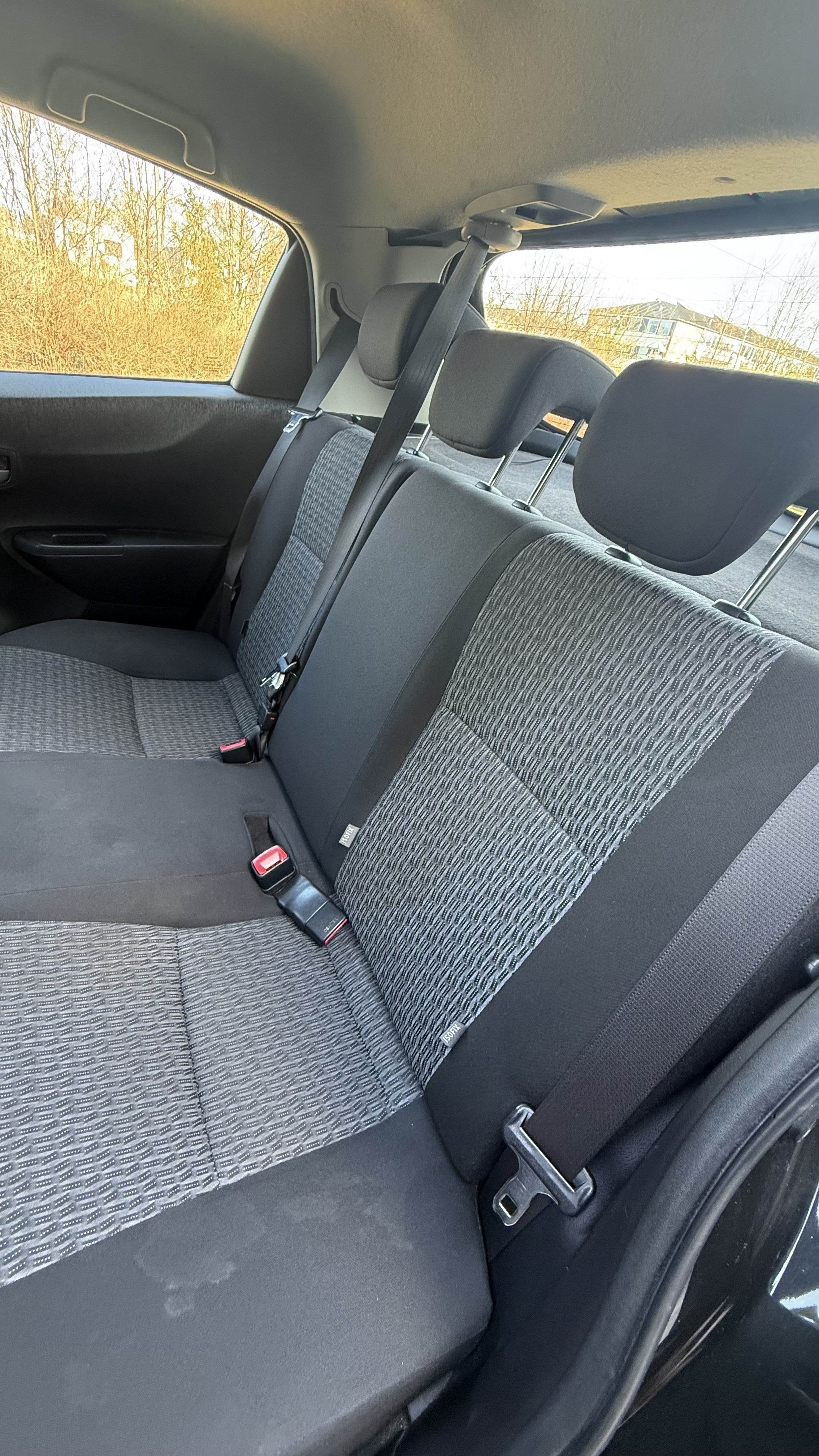 Sort Toyota Yaris fra 2014