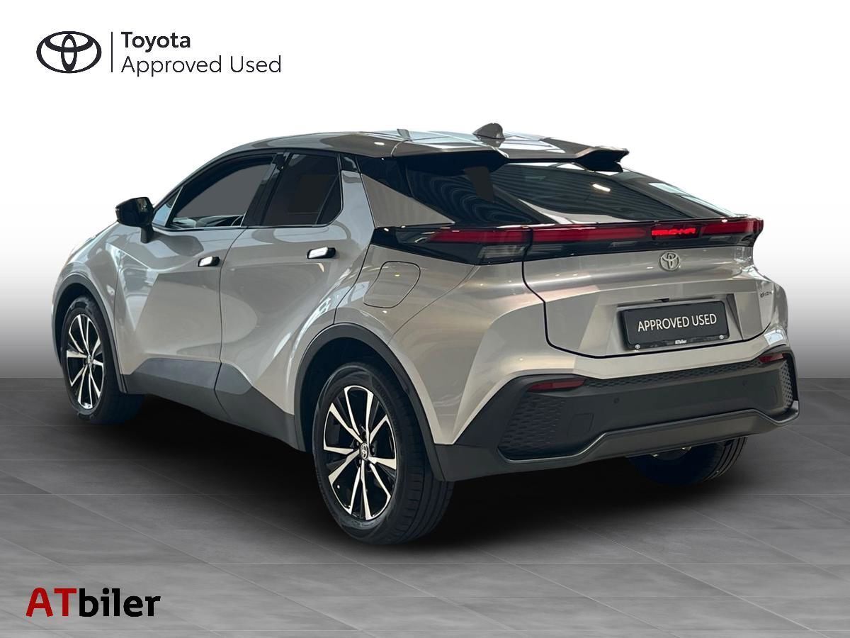 Toyota C-HR 2,0 Plugin-hybrid Style Smart E-CVT 223HK 5d Trinl. Gear