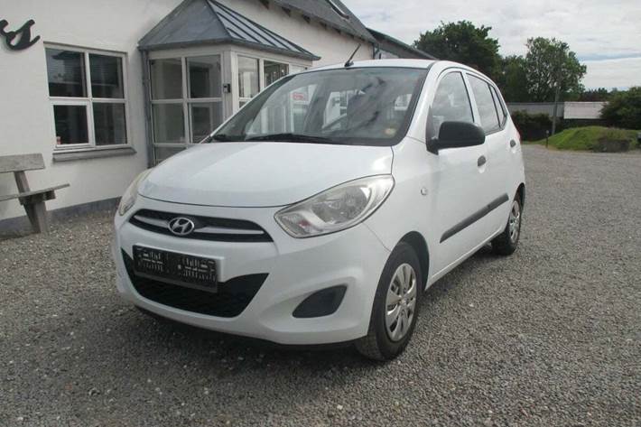 Hvid Hyundai i10 fra 2012