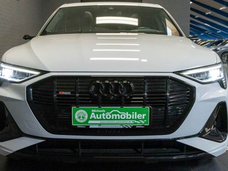 Audi e-tron 55 Black Edition S-line Sportback quattro