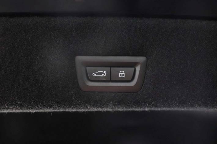 Sort BMW i7 fra 2024