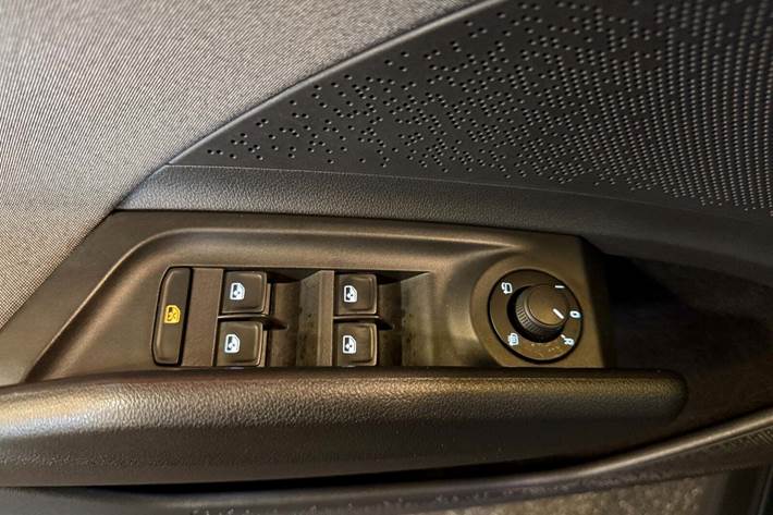 Grå Skoda Enyaq fra 2021