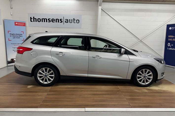Sølv Ford Focus fra 2015