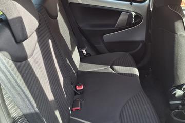 Peugeot 107 1,0 5-D
