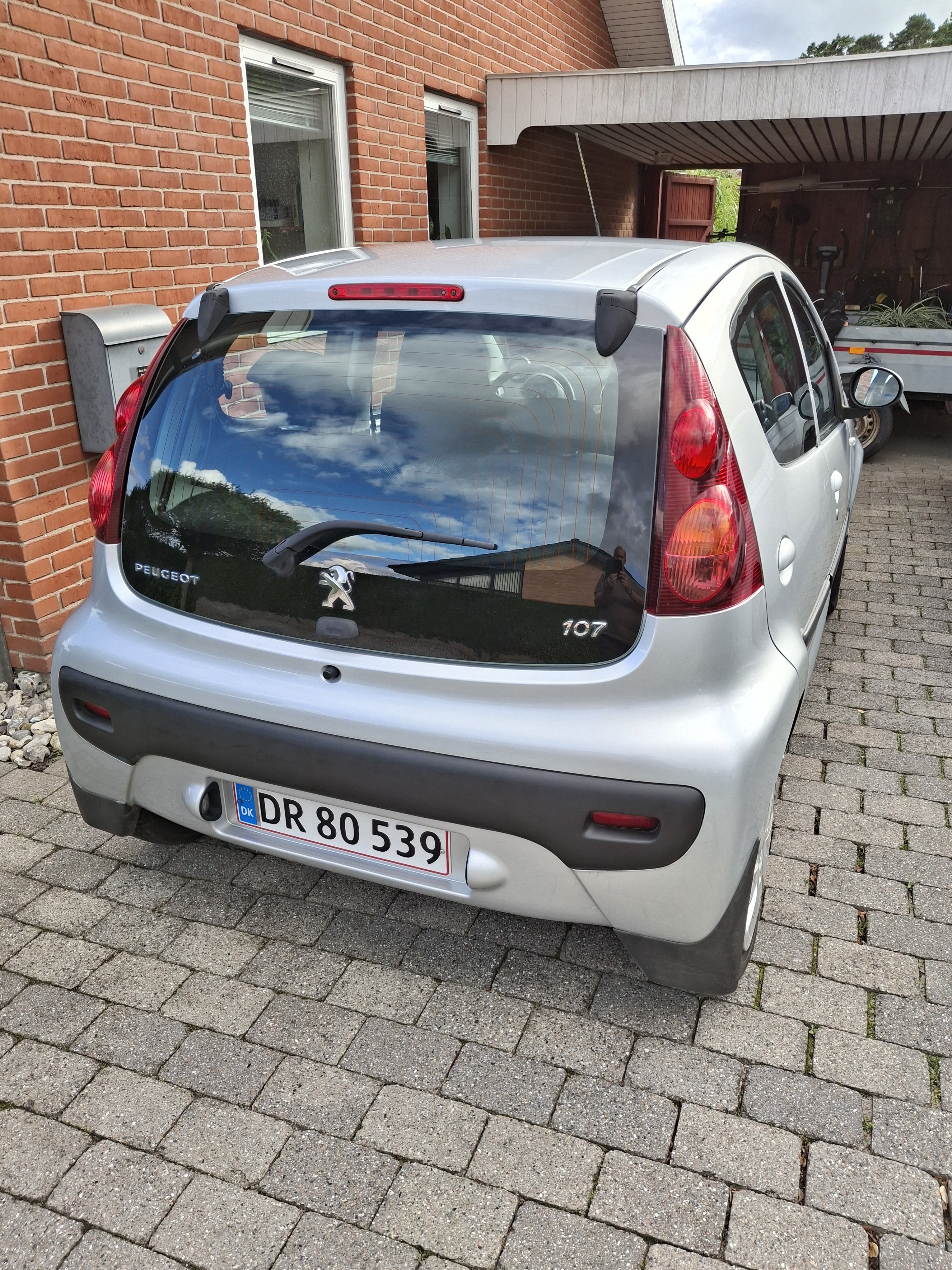 Peugeot 107 1,0 5-D