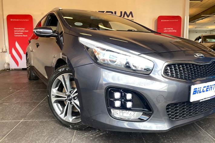 Grå Kia Ceed fra 2018