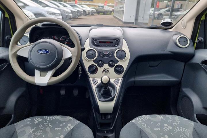 Grøn Ford Ka fra 2013