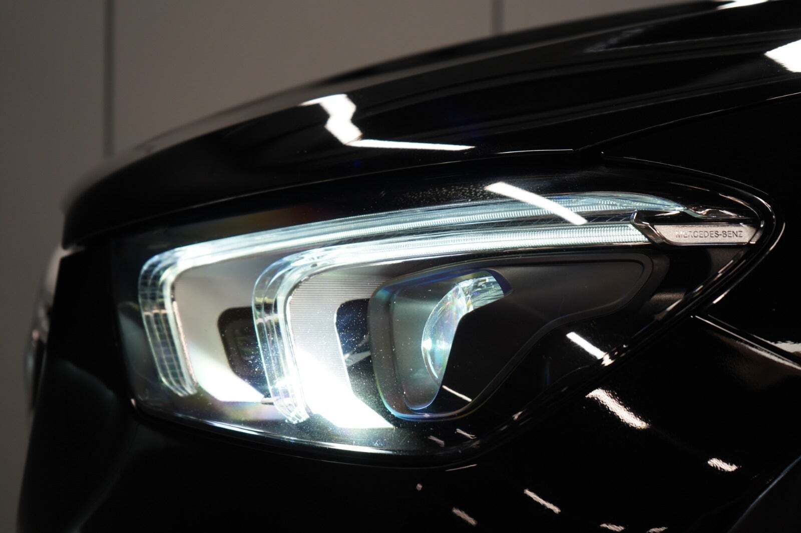 Sort Mercedes GLE350 de fra 2022