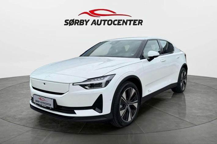 Hvid Polestar 2 fra 2024 set udefra