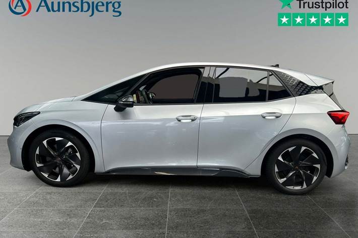 Sølv Cupra Born fra 2024