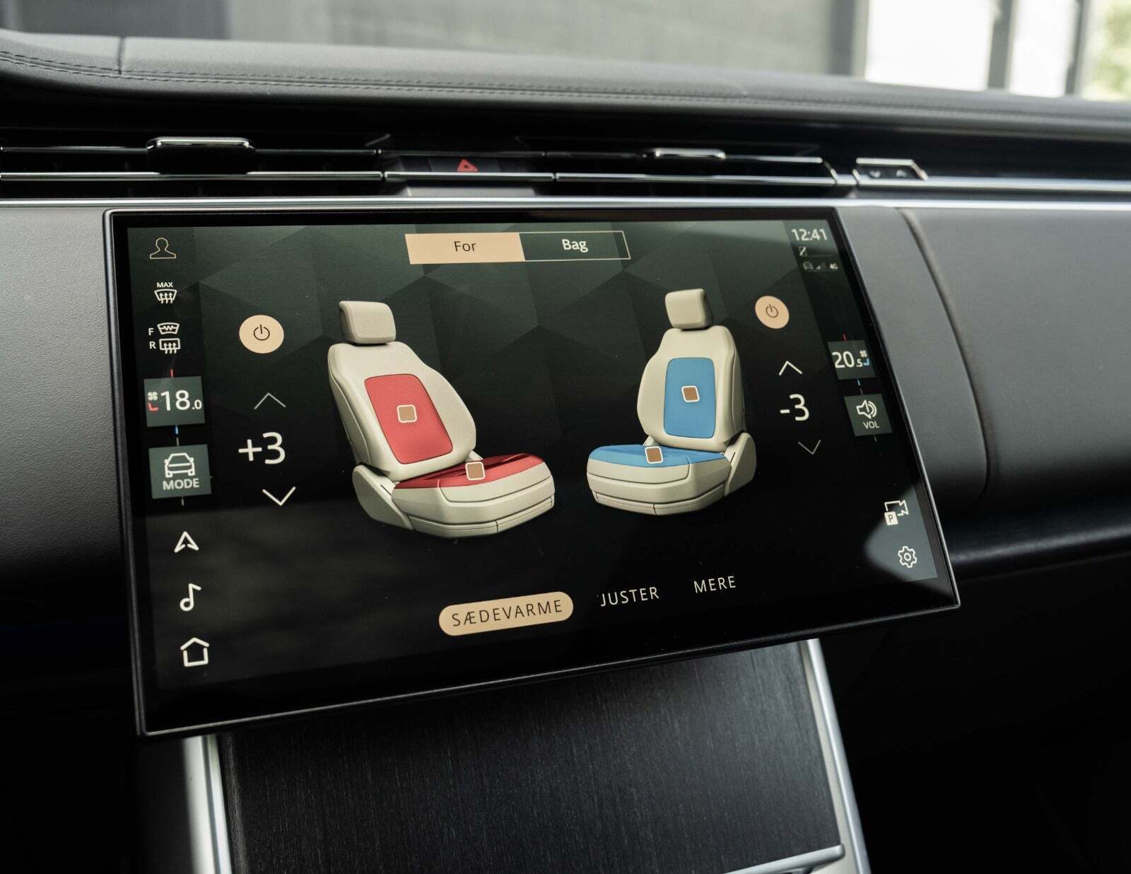 Grå Land Rover Range Rover fra 2024