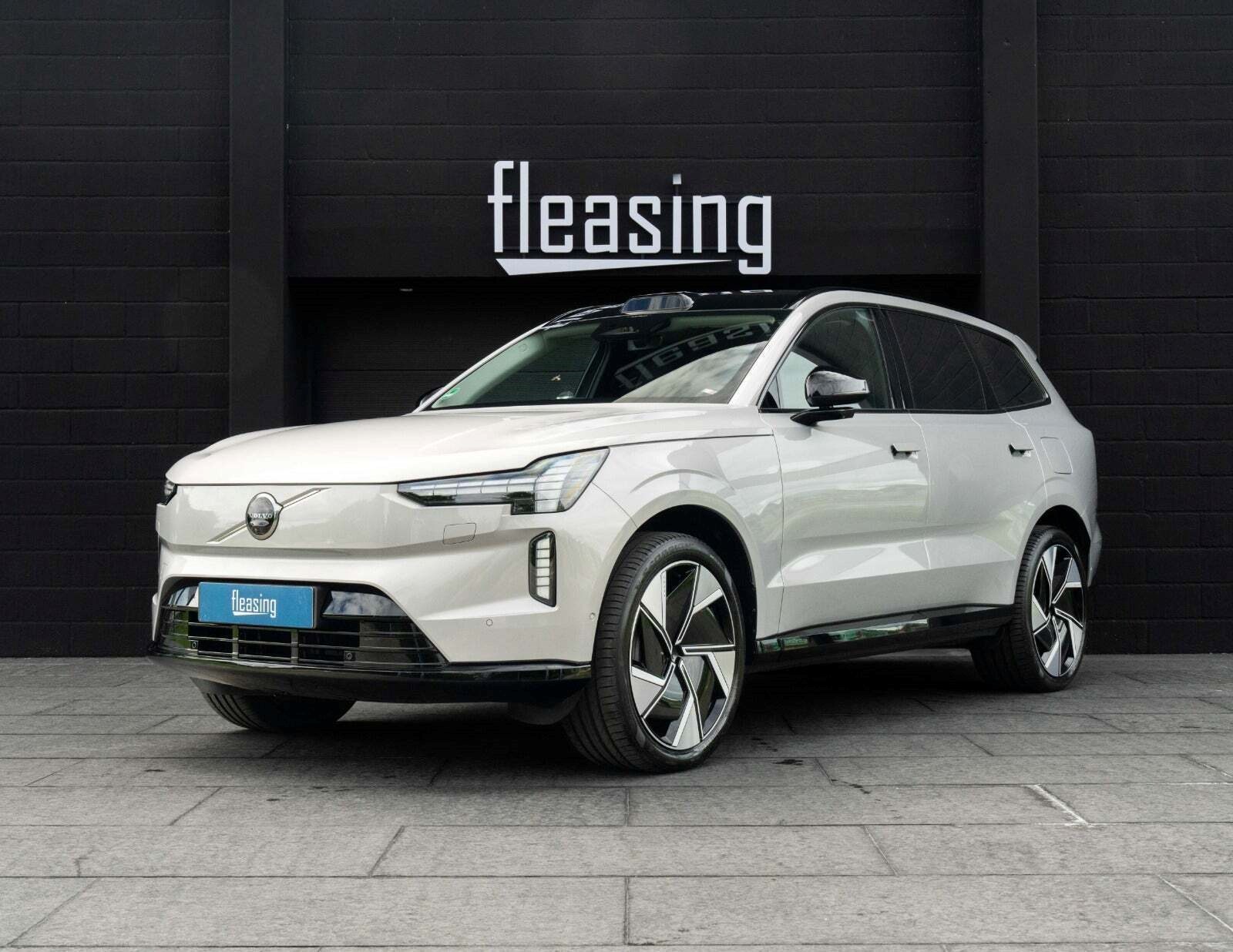 Guide til Volvo EX90 Single Motor Plus (6/7-Sitzer) (Årgang 03/2024 - 09/2025)