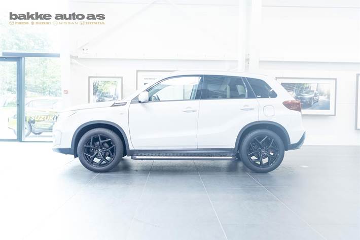 Hvid Suzuki Vitara fra 2019