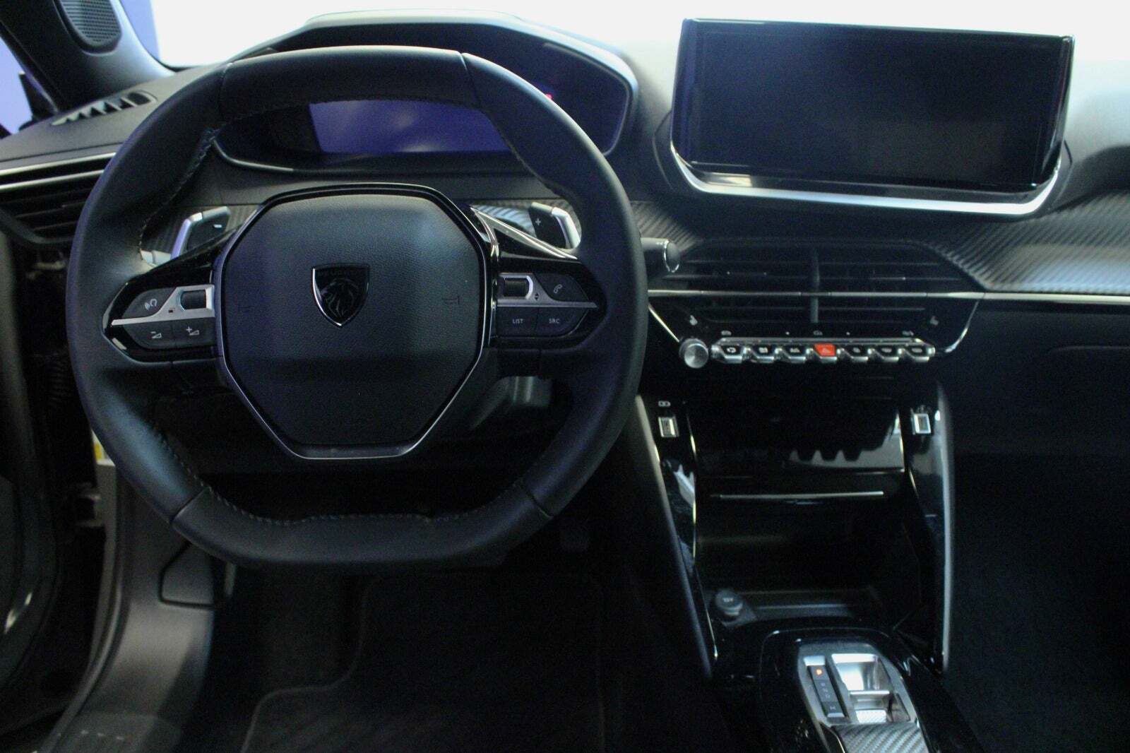 Peugeot 2008 1,2 PureTech 130 Allure EAT8