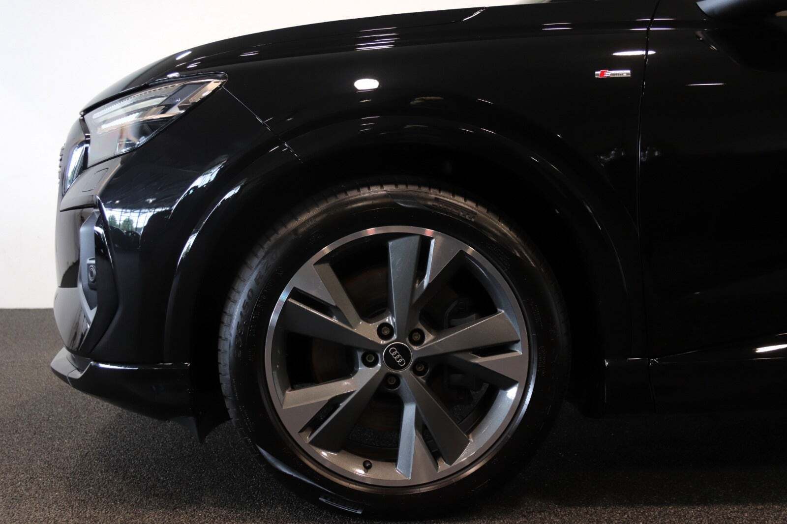 Audi Q4 e-tron 40 S-line